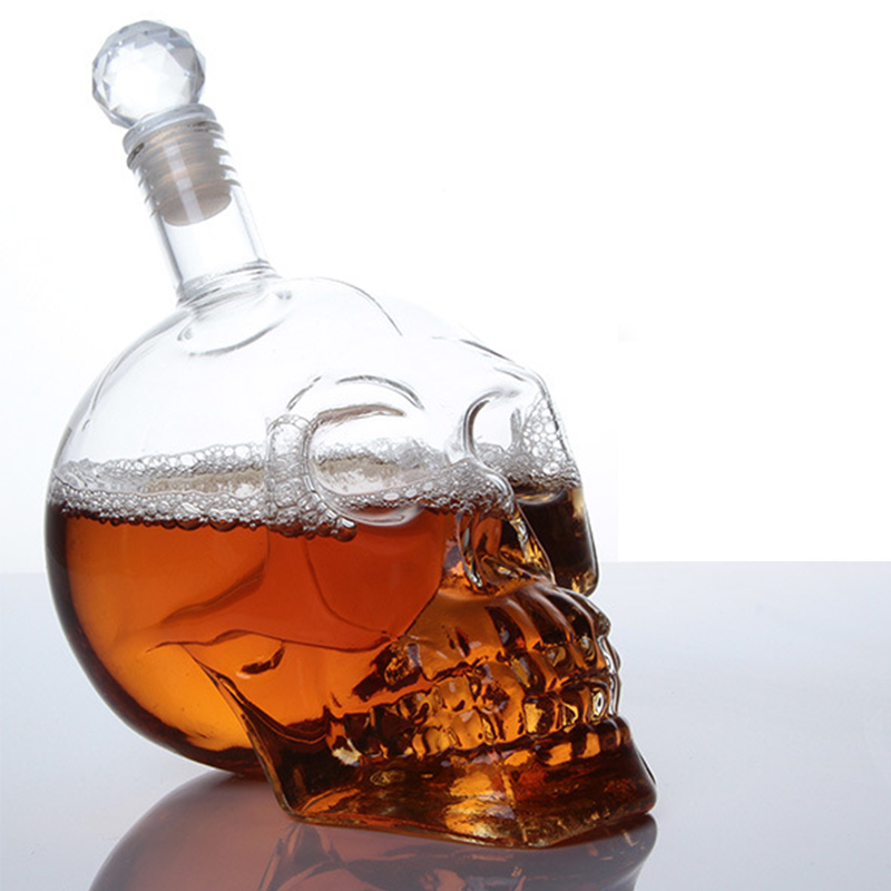 Creativo testa di teschio Deca - Whisky Beer And Wine recensione e prezzo