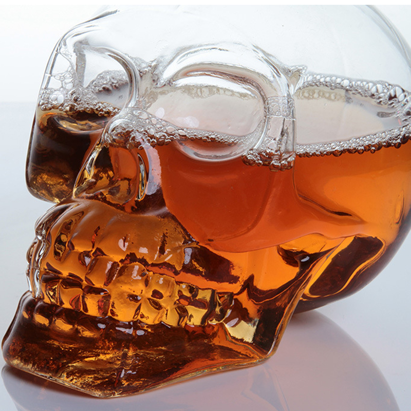 Creativo testa di teschio Deca - Whisky Beer And Wine recensione e prezzo