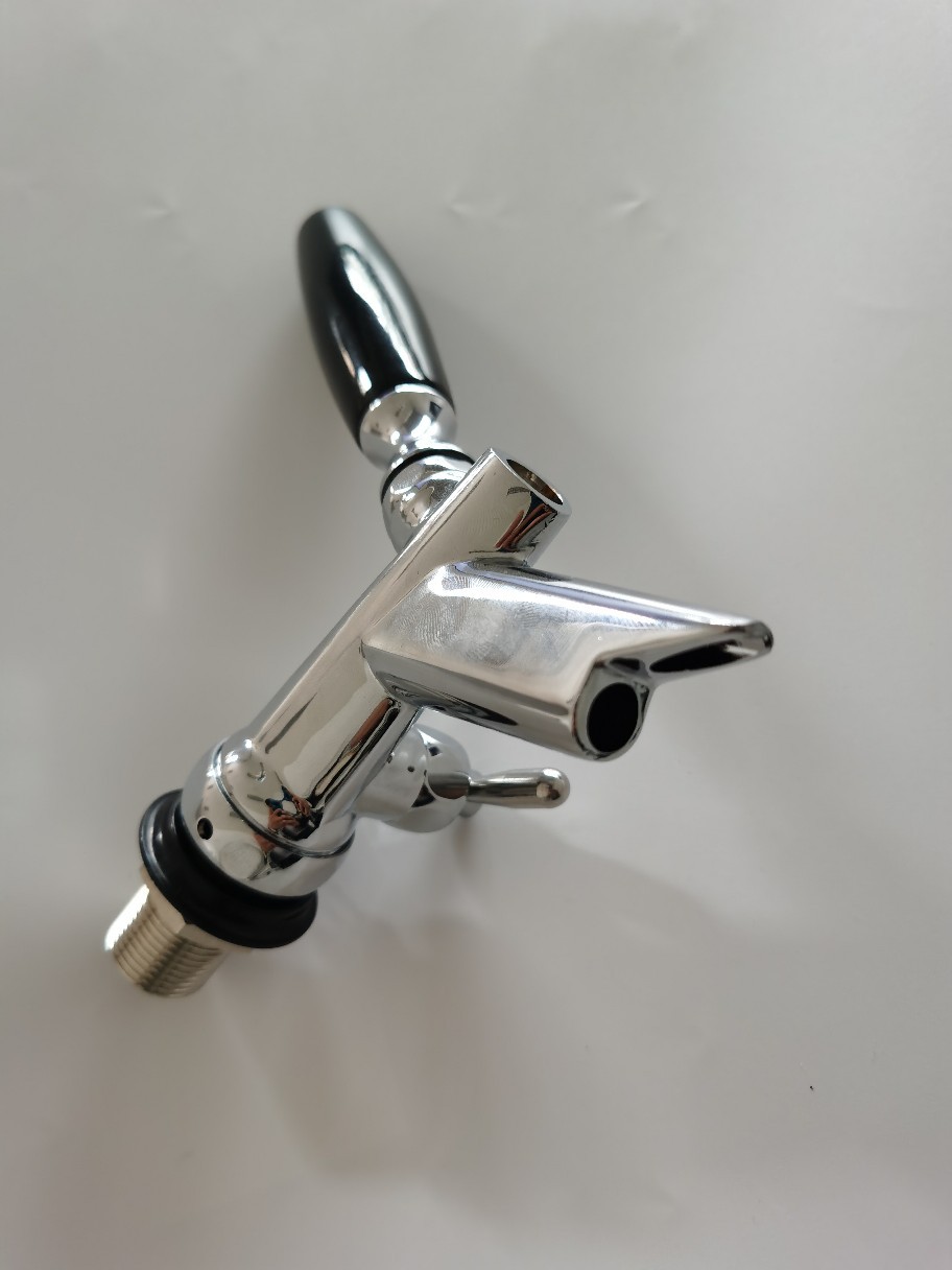 Nuovo rubinetto per birra rego - Wine Draft Beer recensione e prezzo