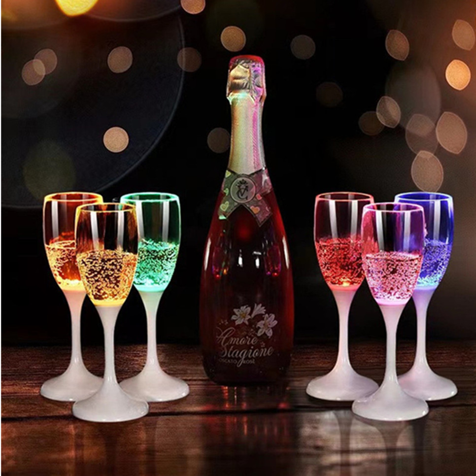 Tazza a LED tazze lampeggianti - Whisky Beer And Wine recensione e prezzo